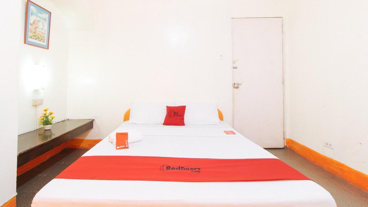 Reddoorz Near East Avenue Medical Center Hotel Manila Ngoại thất bức ảnh