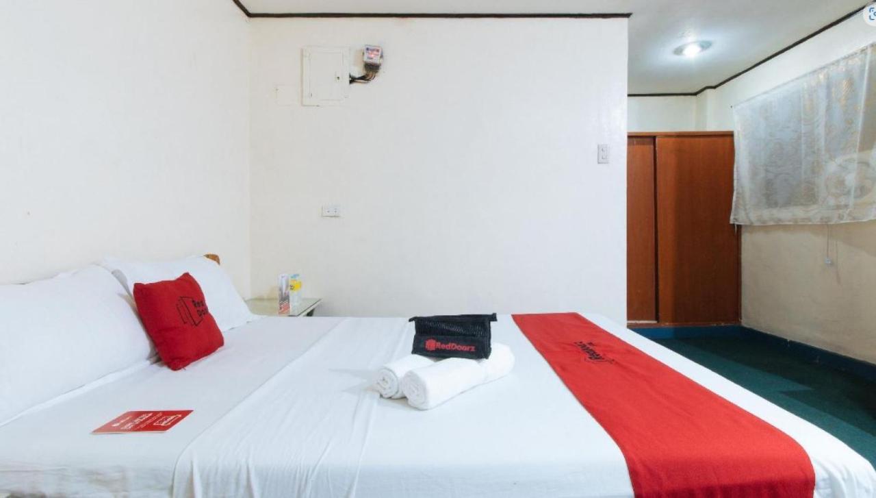 Reddoorz Near East Avenue Medical Center Hotel Manila Ngoại thất bức ảnh