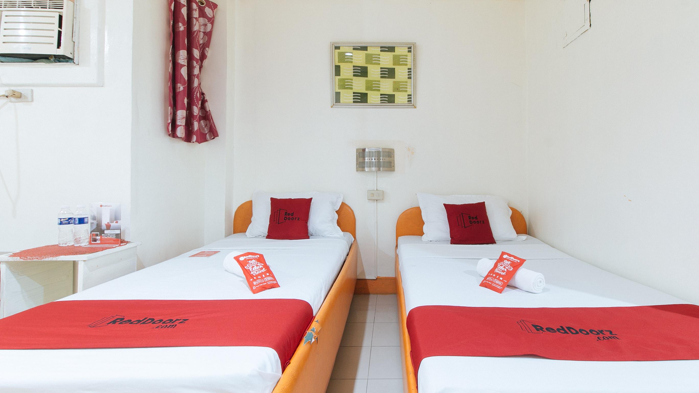 Reddoorz Near East Avenue Medical Center Hotel Manila Ngoại thất bức ảnh