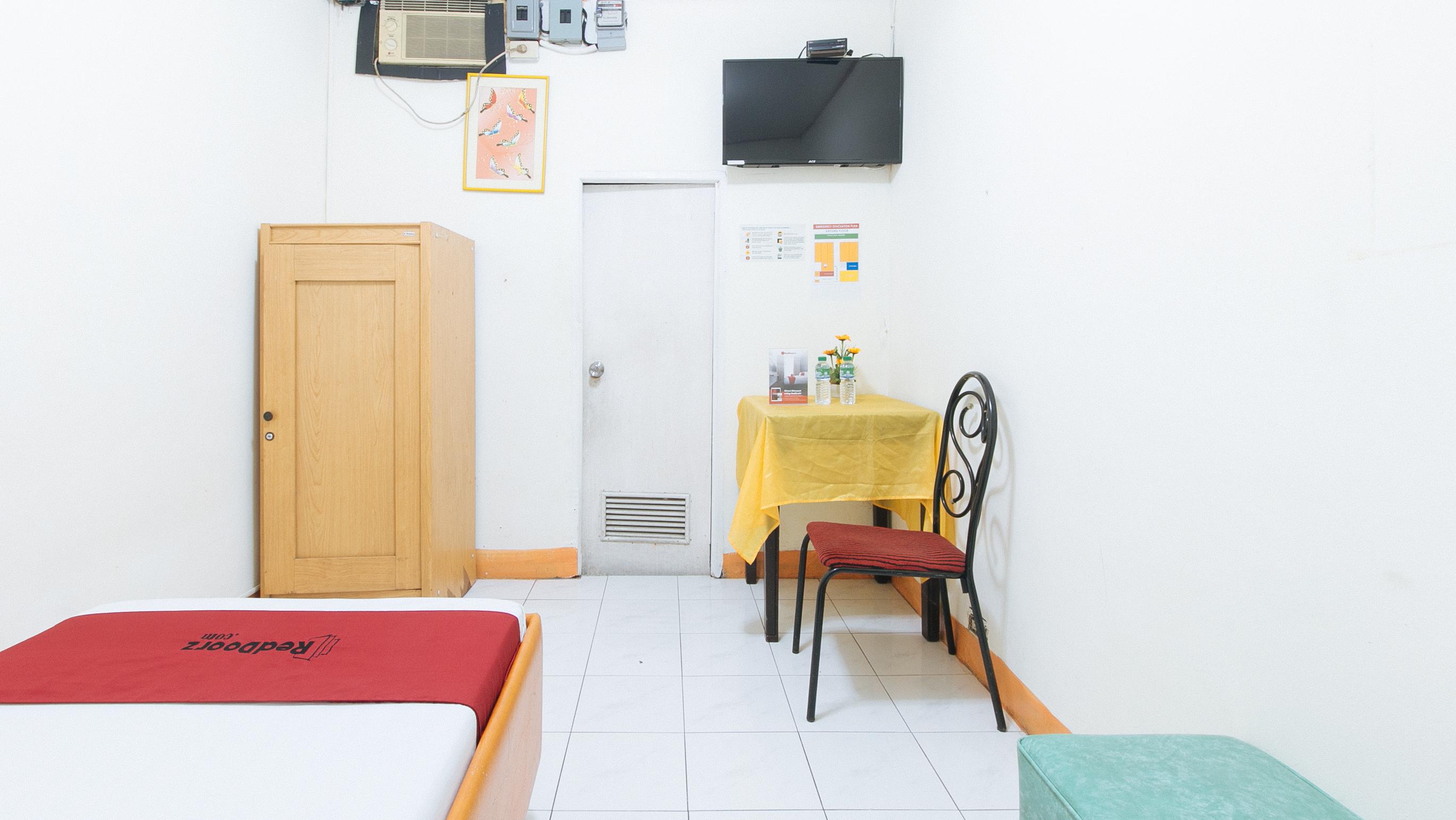 Reddoorz Near East Avenue Medical Center Hotel Manila Ngoại thất bức ảnh