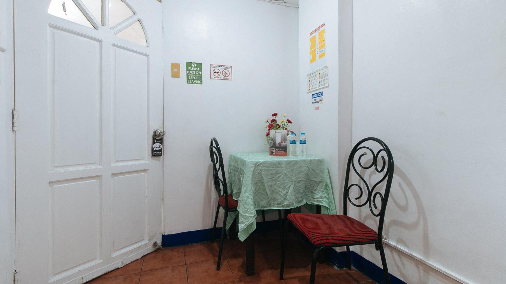 Reddoorz Near East Avenue Medical Center Hotel Quezon City Ngoại thất bức ảnh